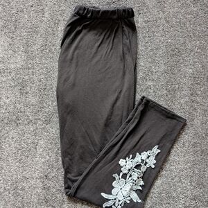 Black Leggings with White Floral Appliqué